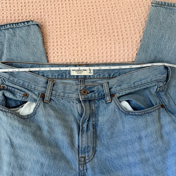 Abercrombie & Fitch The Ultra Loose Low Rise Jeans Size 29/8 - Picture 8 of 10